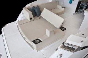 2015 Monterey 360 Sc The Ideal Day Boat