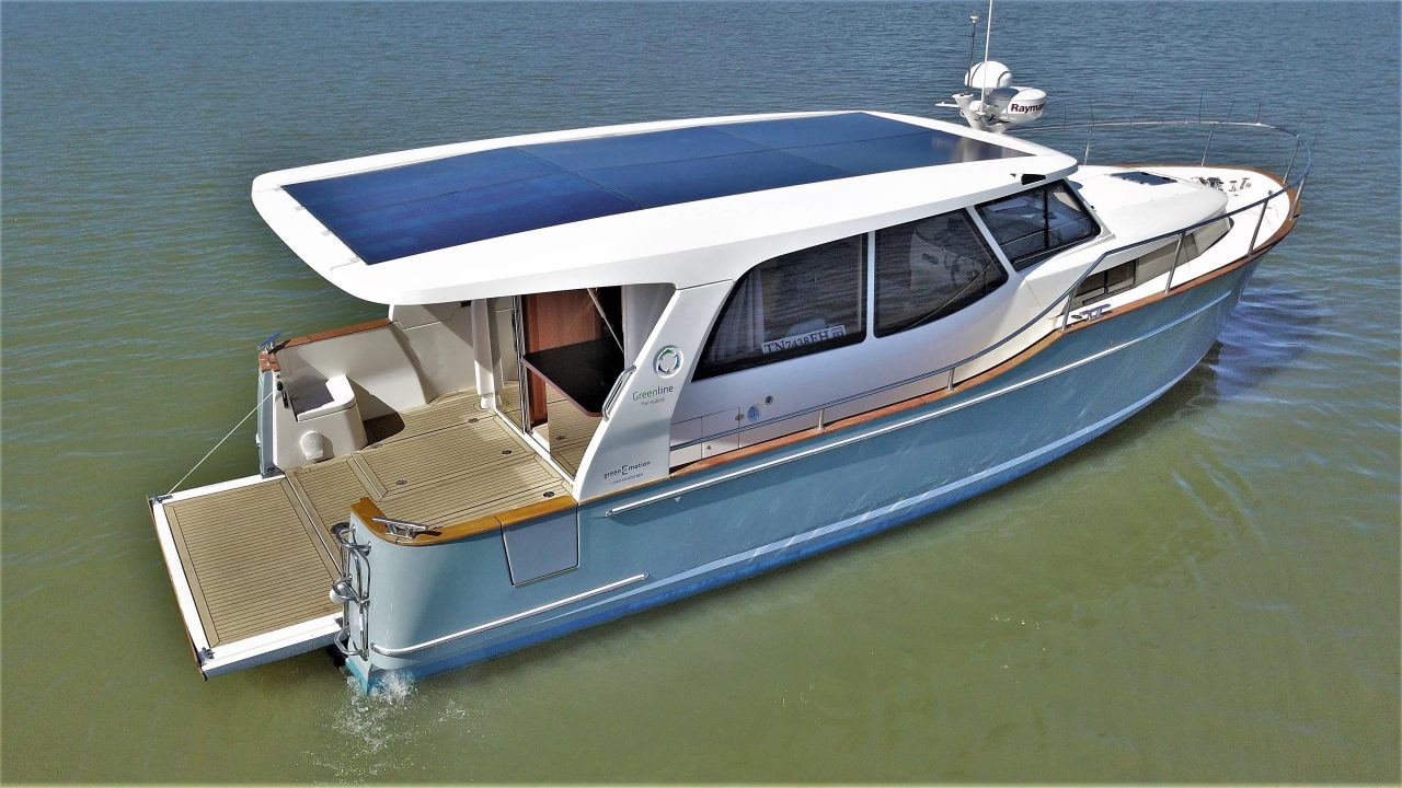 DIY: The Solar Solution - Power Boating Magazine