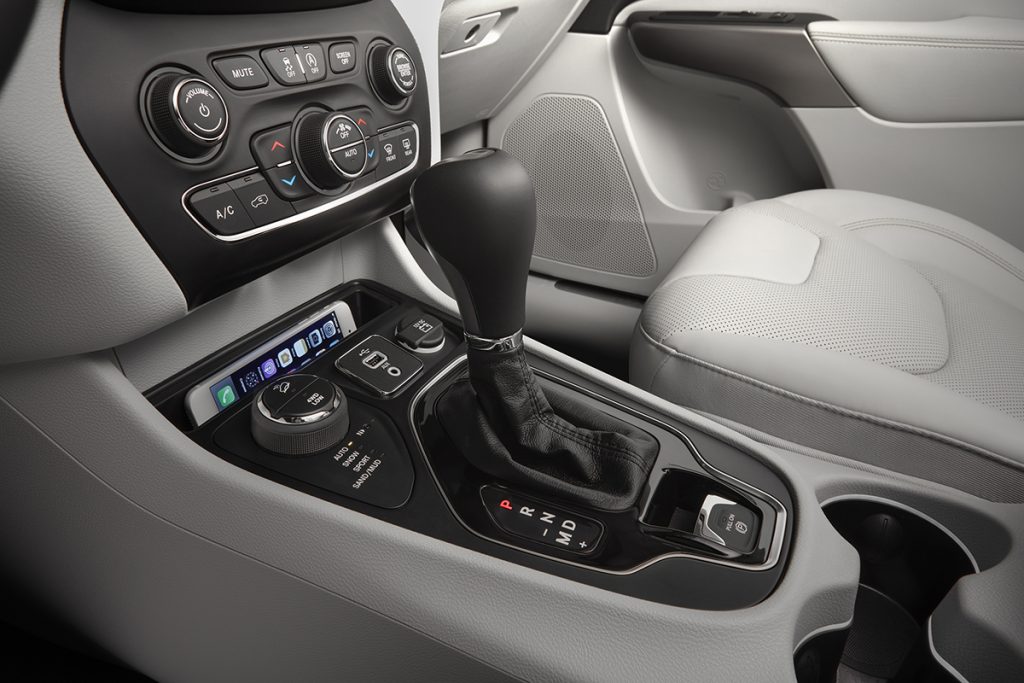 Interior features are easy to reach