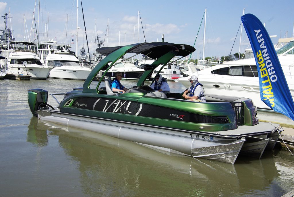 Manitou 25 XPlode XT Power Boating Magazine