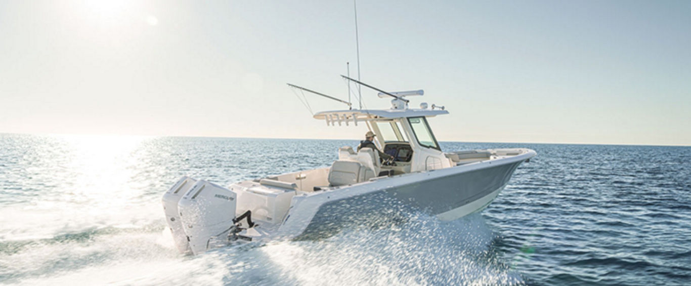 330 Outrage from Boston Whaler