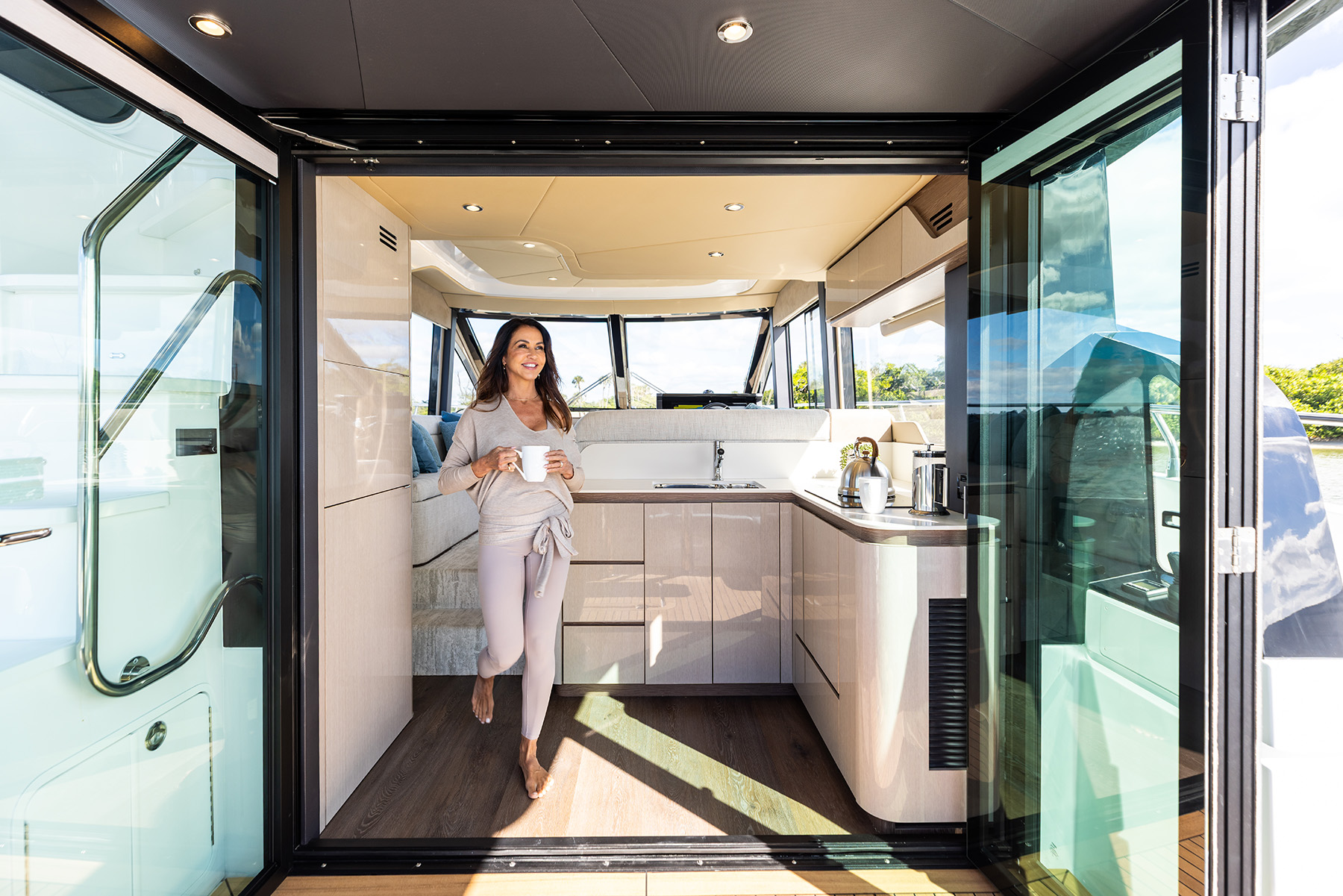Cruisers Yachts 50 FLY