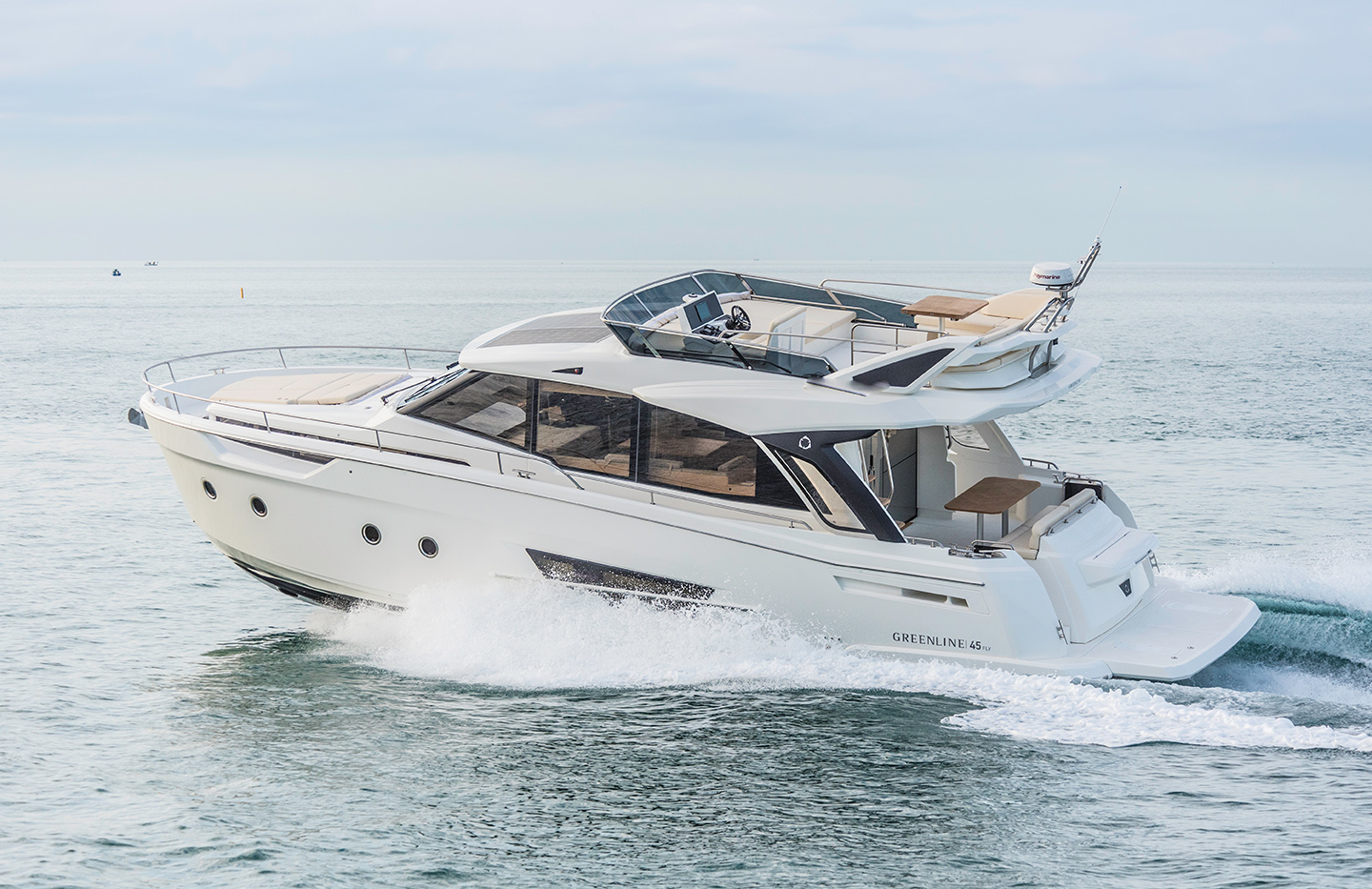 Web 2019 Greenline 45 Fly 0900