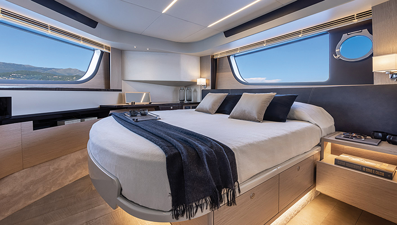 Web Cabina 48 Coupe